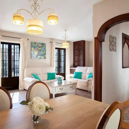 Charming Townhouse In